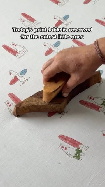 Small stories, printed by hand